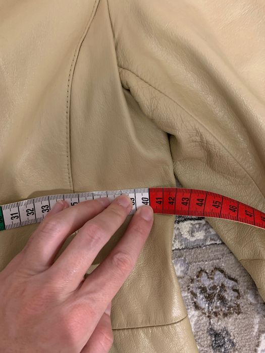 palton de piele adevărata, pe corp