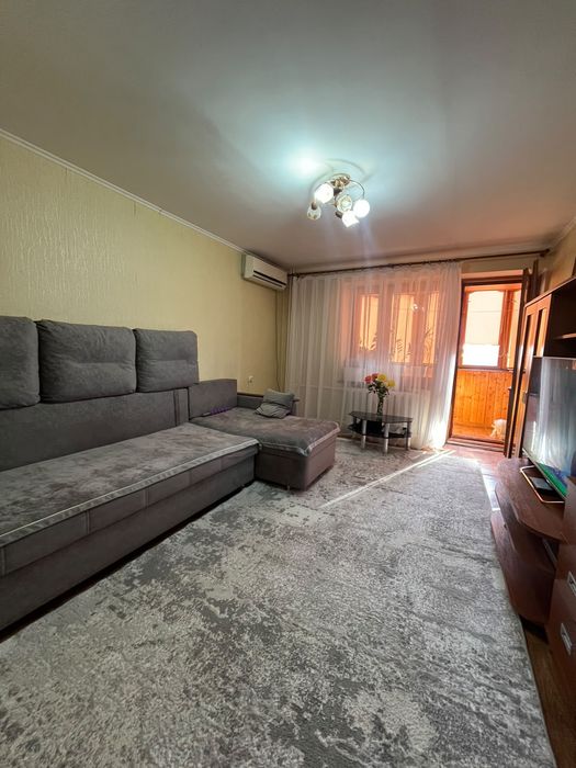 Продам 2х ком кв ,строитель 19