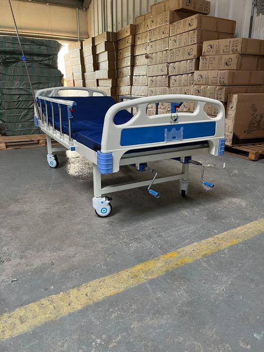 Vând pat pt persoane cu dizabilități