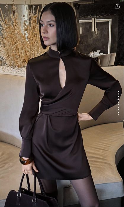 Очень красивое Платье Lichi