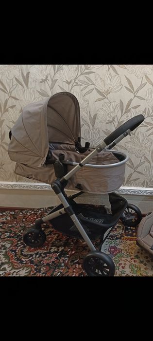 Продам детскую коляску-трансформер Evenflo