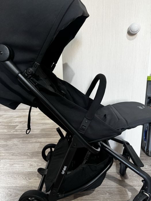 Продам коляску anex air-Z