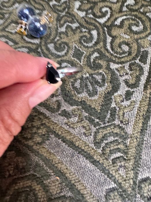 Продам бижутерию разную