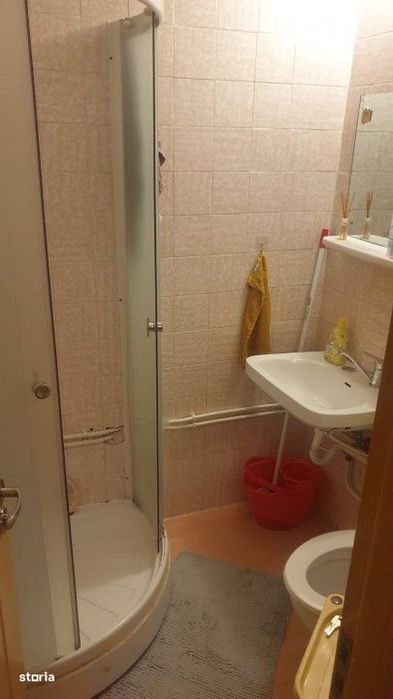 Apartament 3 camere, zona Titulescu-Centru.