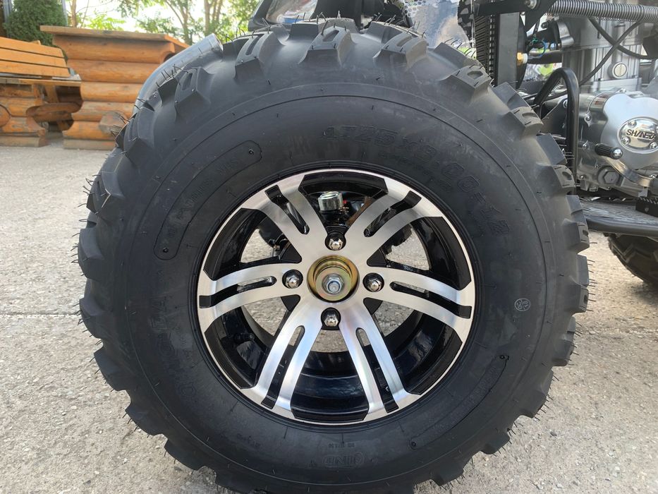 АТВ топ предложение 250 куб. см.. нови