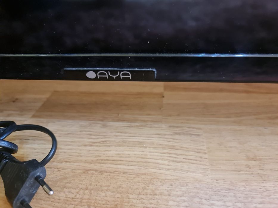 TV AYA diagonala de 132 cm