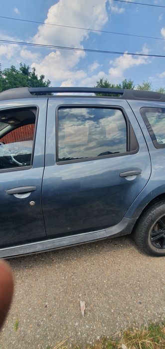 Usa stanga spate dacia duster an 2013