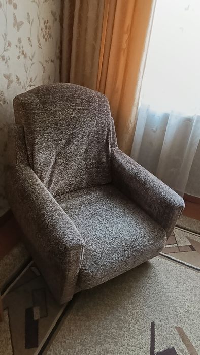 Кресло в хорошем состоянии