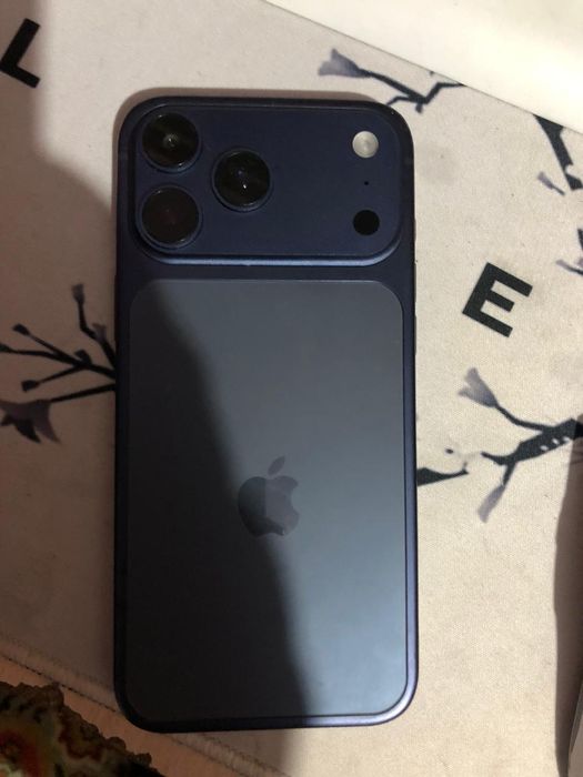 Айфон 17pro max обмен