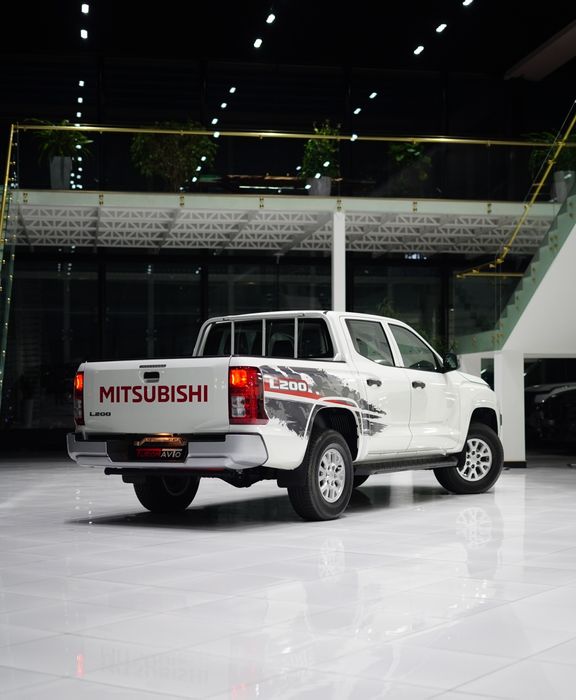 MITSUBISHI L200 2,7 4×4