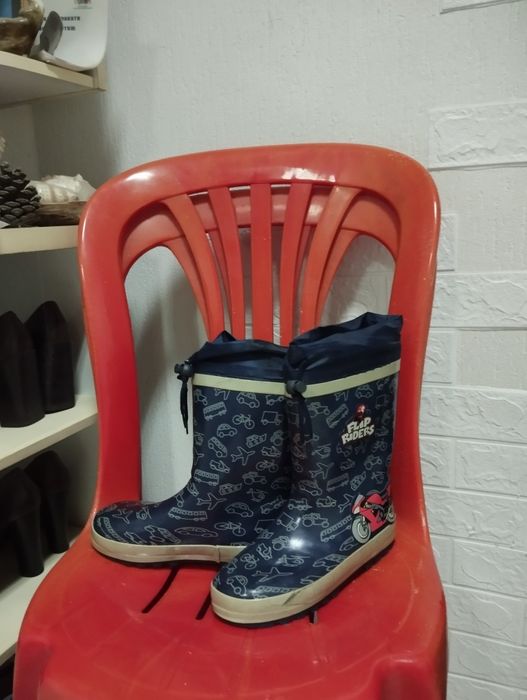 Сапоги  детские б/у