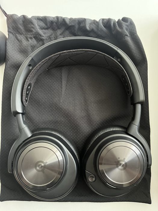 Steelseries arctis nova pro