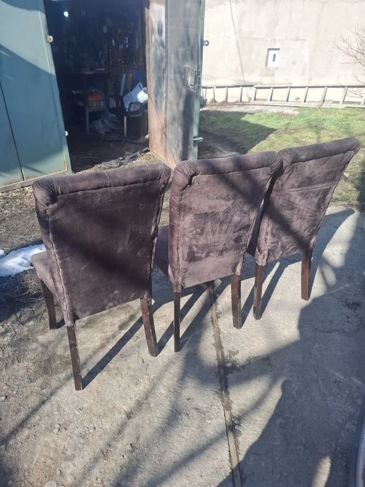 Стулья мягкие со спинкой