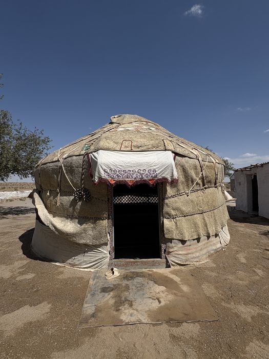 Юрта, утов ,қара үй