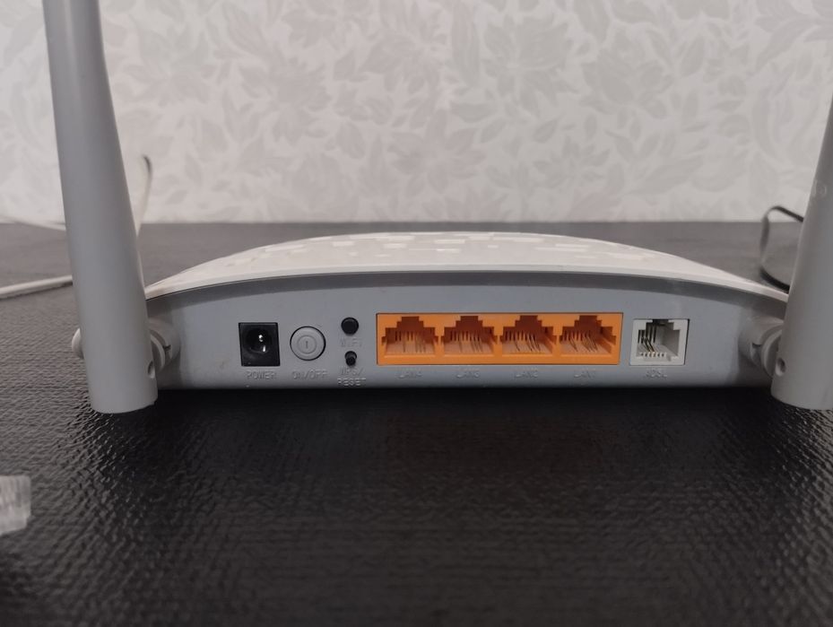 Продам WiFi роутер