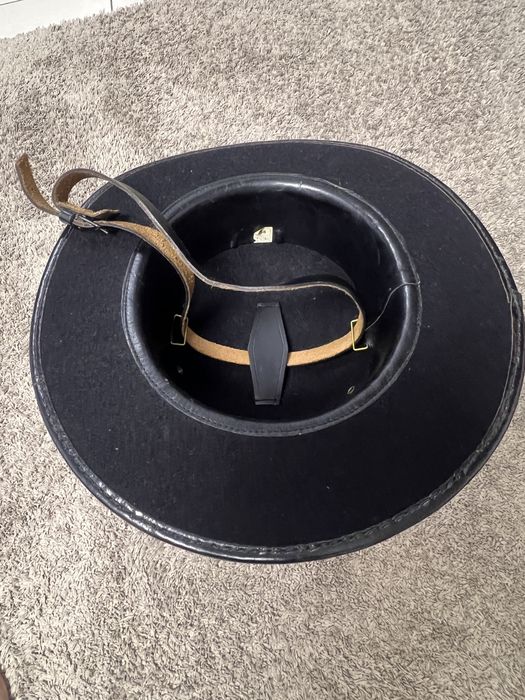 Vand palarie din piele