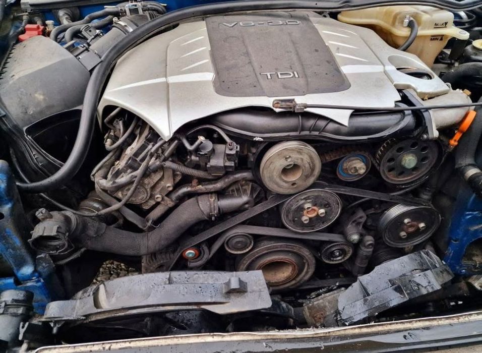 Audi A6 C6 3.0 233 куатро комби на части