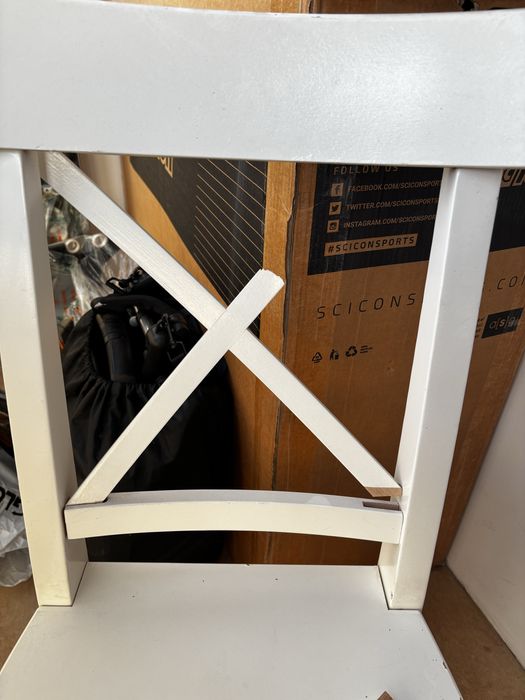 Стул Икеа Ингольф (IKEA Ingolf) белый с дефектом под ремонт