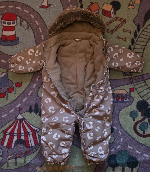 Salopeta - combinezon iarna H&M impermeabil captusit utilizat