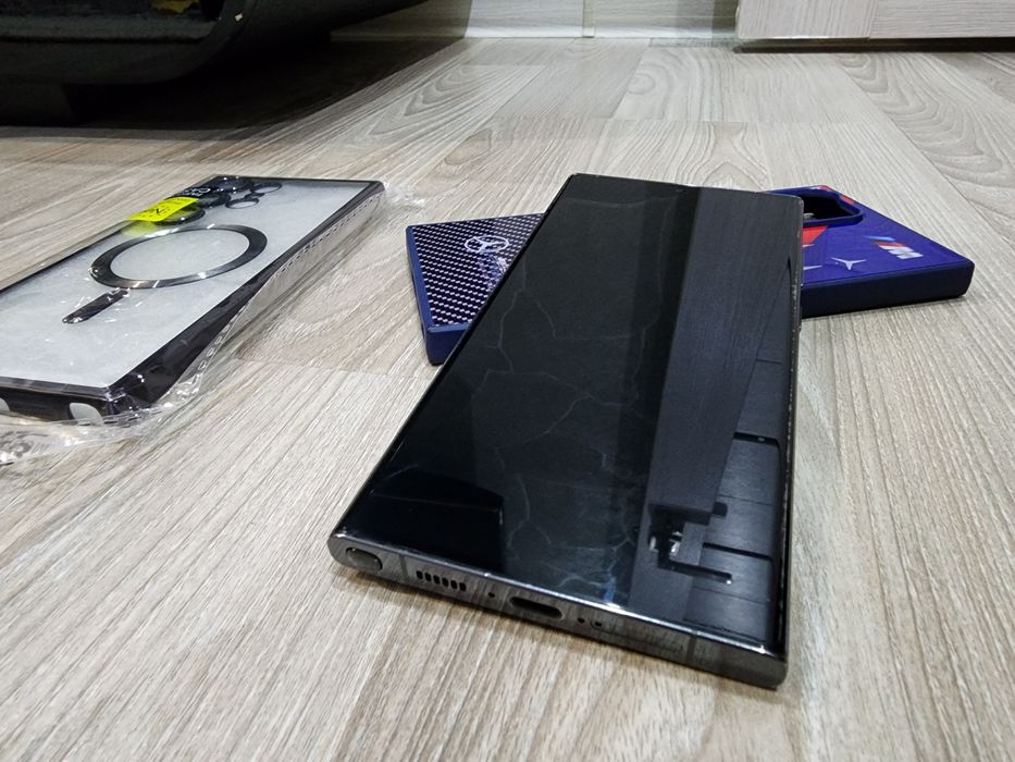 Продам Samsung Galaxy S23 Ultra Botanic Green 12/512