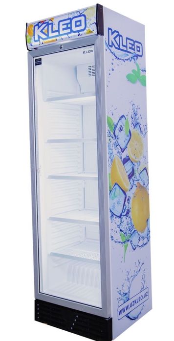 Срочно продается витрина холодильник и морозильник