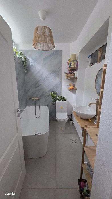 Apartament 6 camere langa Piata Victoriei, la cheie, ideal investitie