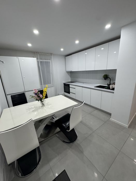 Inchiriez apartament 2 camere Libertatii et 1