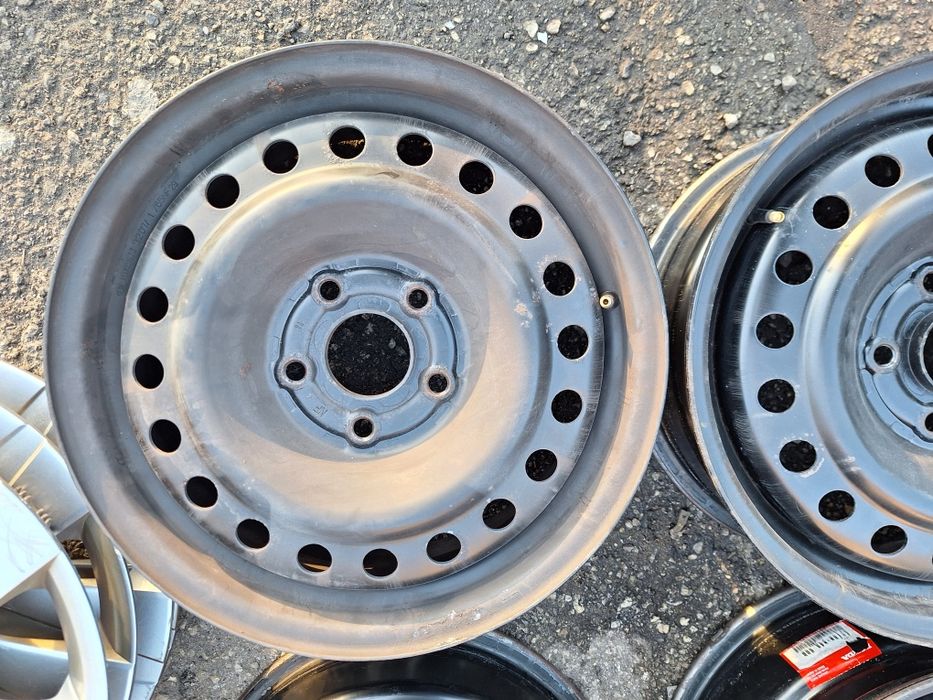 Хонда-16цола-5/114,3-200лв.-с тасове-оригинални