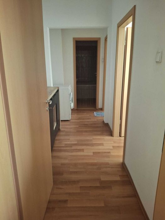 inchiriez apartament 3 camere