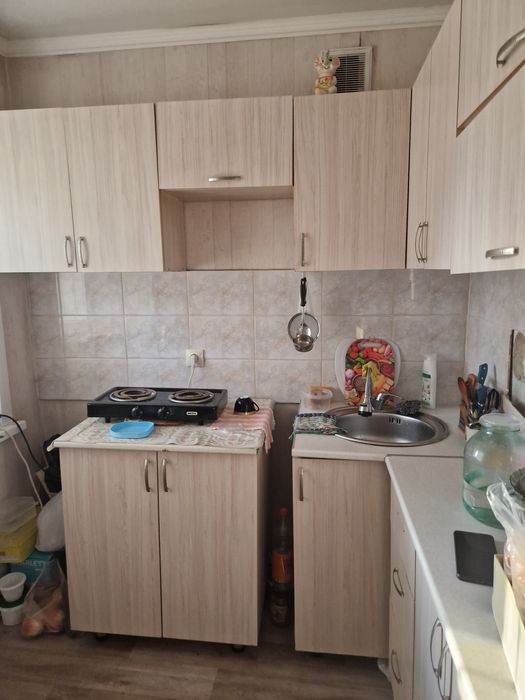 Срочно продается трех комнатная квартира