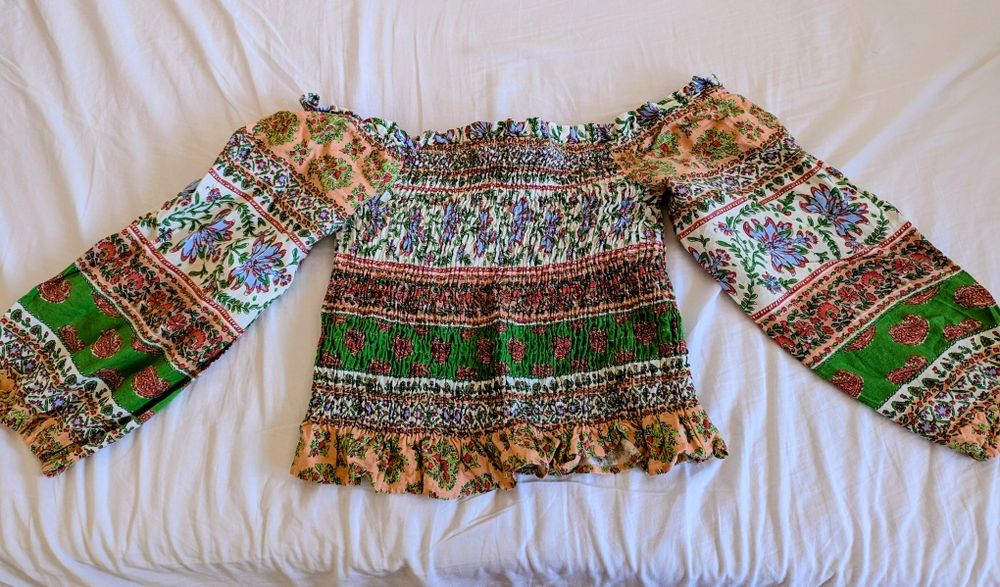 Top pe elastic, tineresc , Zara