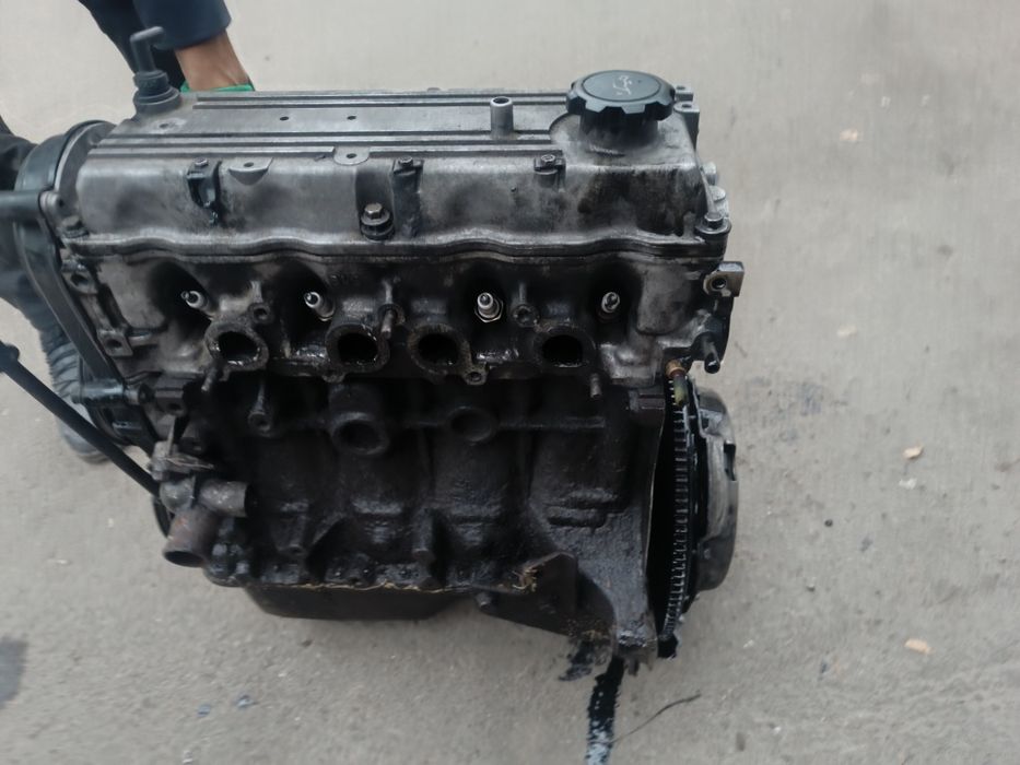 Двигатель Mazda 323