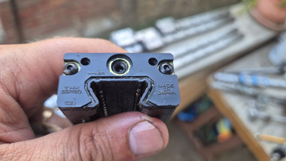 Линейни направляващи релси и СВД