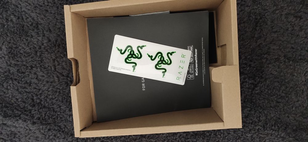Продавам слушалки Razer kaira x