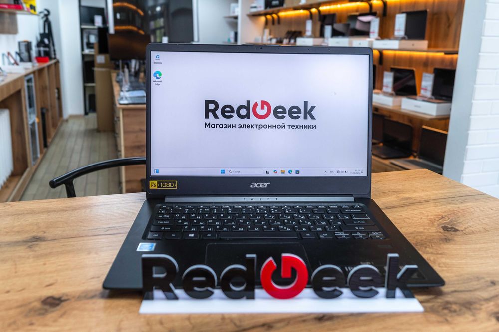 Acer Swift 1 SF114 Pentium Silver N5000 Graphics SSD M2 128GB Red Geek