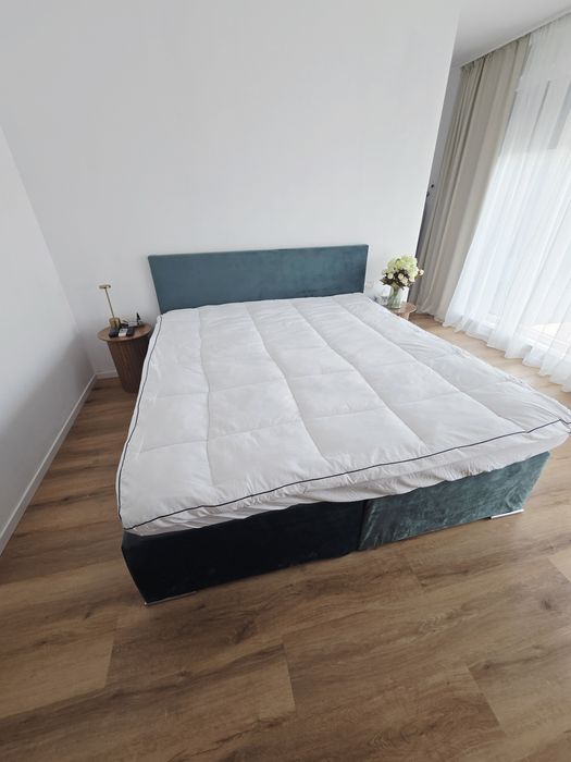 Pat dormitor, tapitat, saltea inclusa 180/200, plus topper