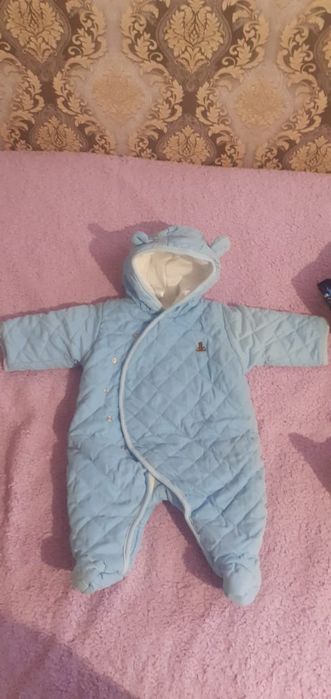 Продам детские комбенизоны