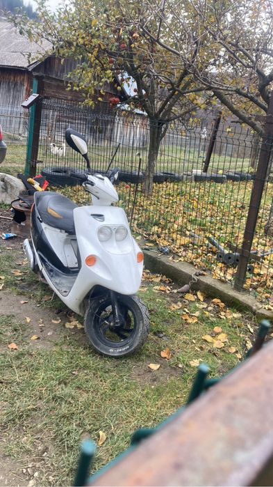 Vand sau schimb malaguti f12