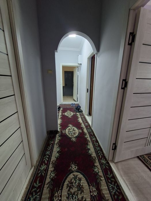 Продам  3х квартира под офис Панельный