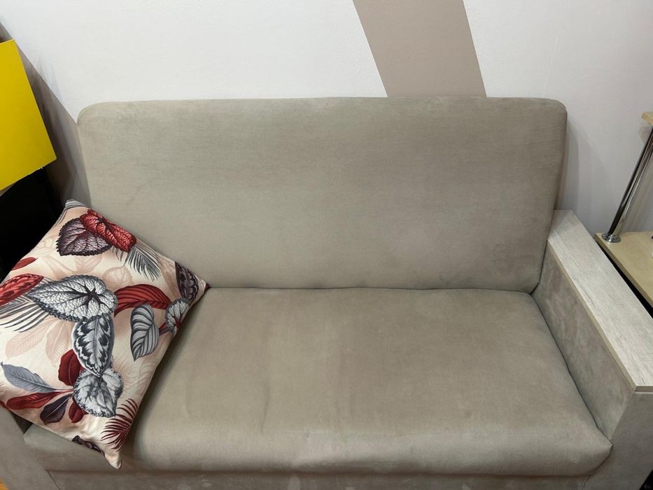 Продам диван для офиса