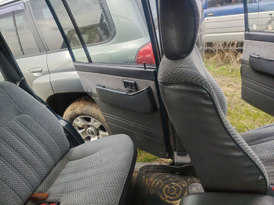 Interior Nissan patrol y60 lung
