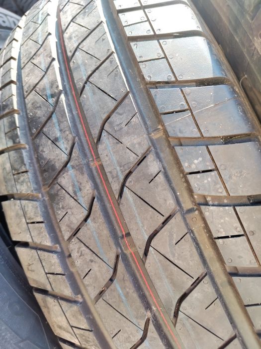 2 бр летни 225/65/16 Bridgestone