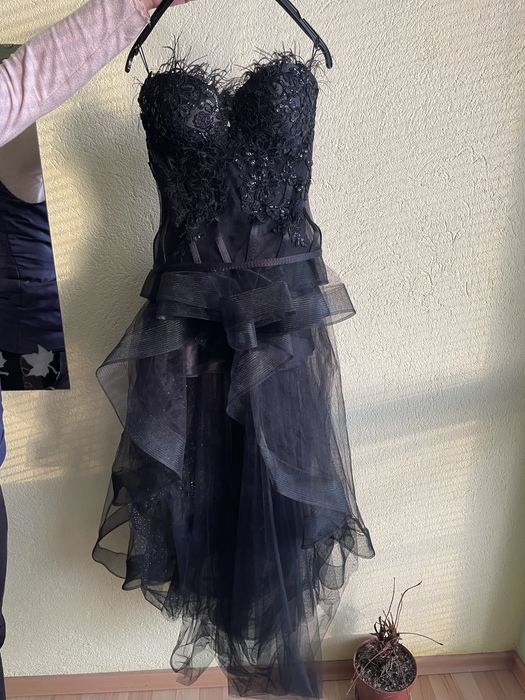 Абитуриентска рокля- като нова