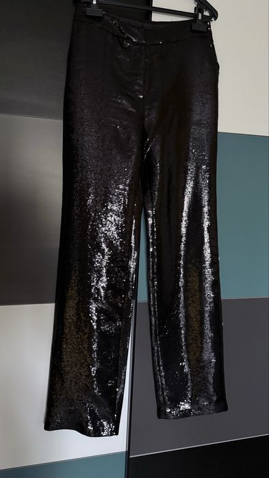 Pantaloni cu paiete negre Nympha Clothing