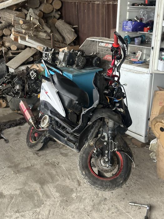 Мопед М8 лия белый