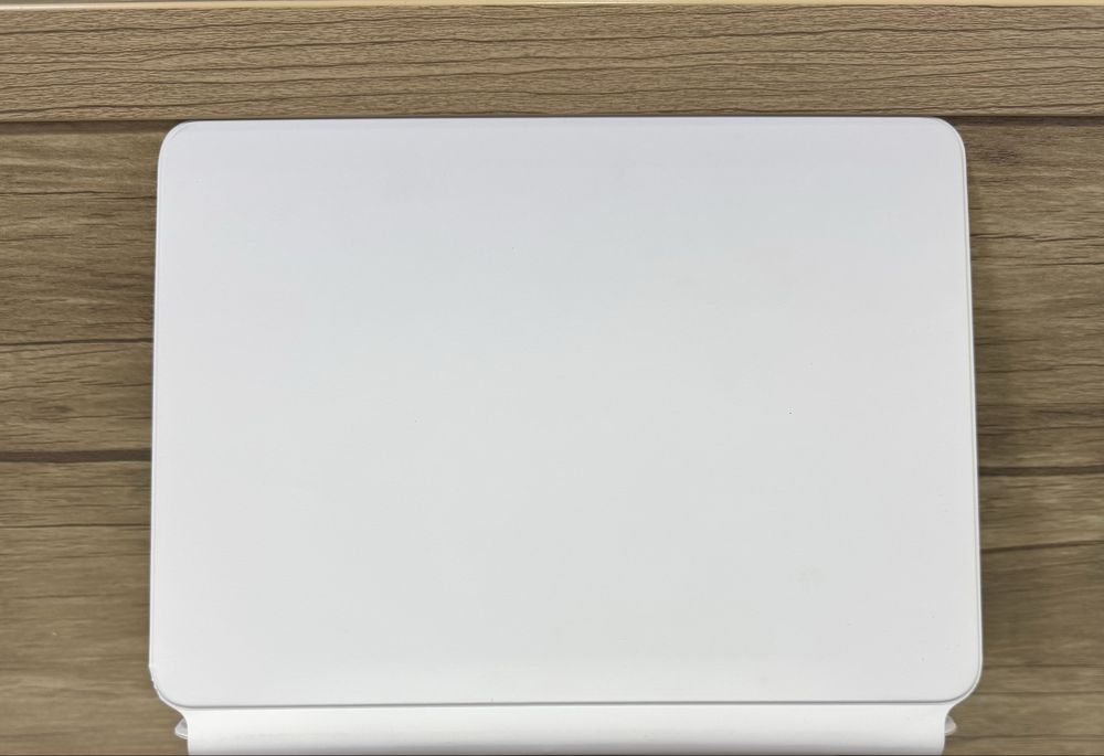 Prodam Idyal Apple MagicKeyboard 11