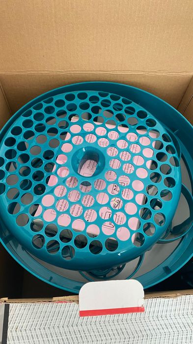 Sterilizatorul electric pentru 6 biberoane Mamimo