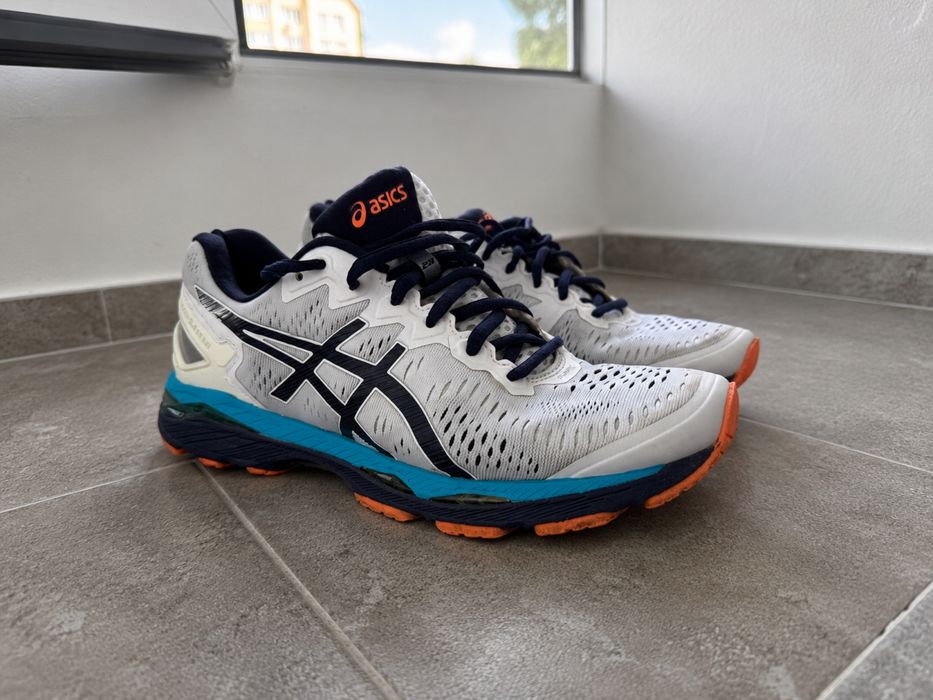 asics gel-kayano 23