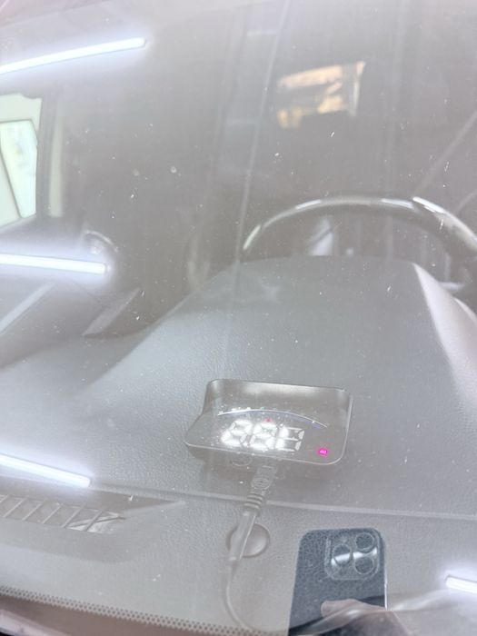 Проекция на лобовое стекло