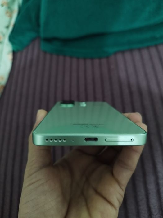 Продам Xiaomi redmi note 13 на 256 гб